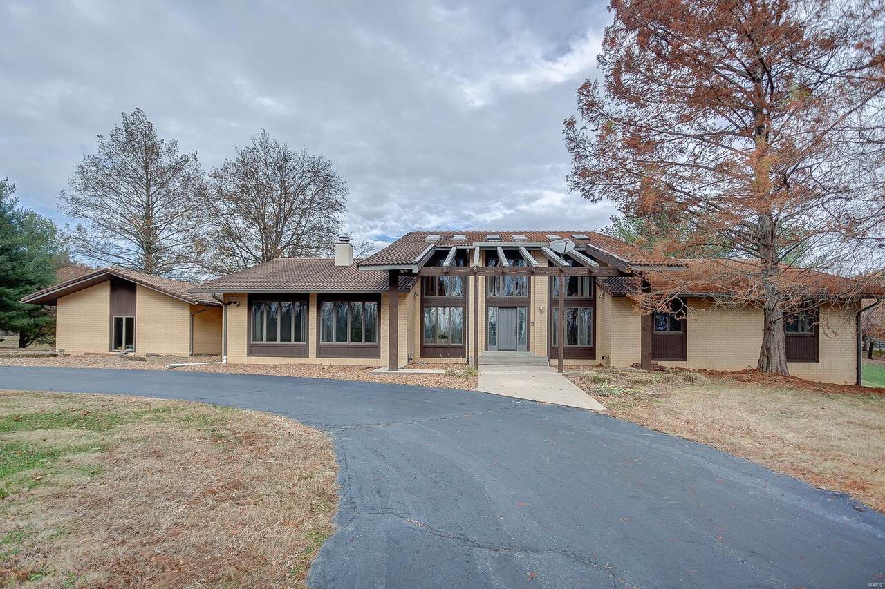 1 Keeneland Place - Photo 1
