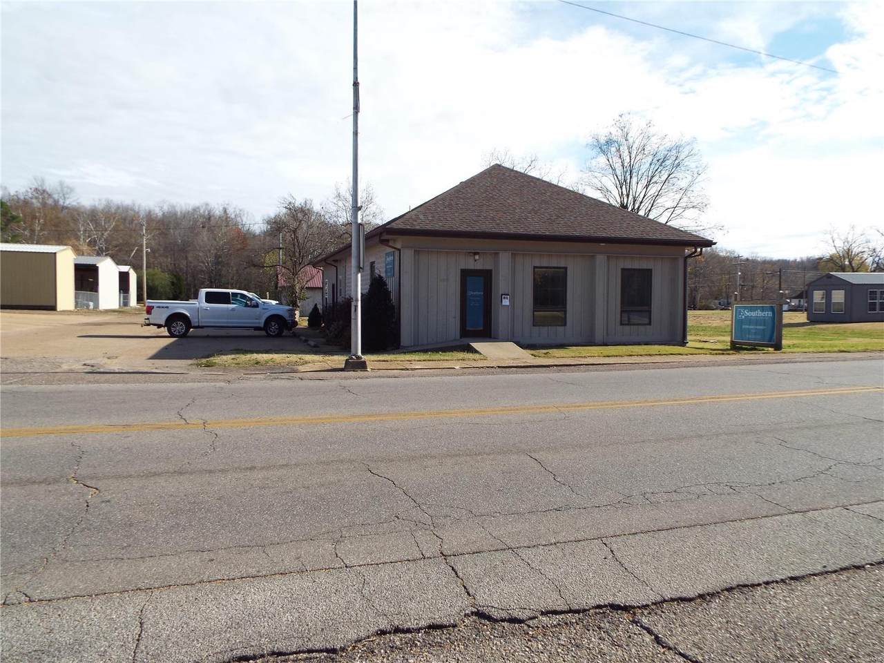 400 Main - Photo 1