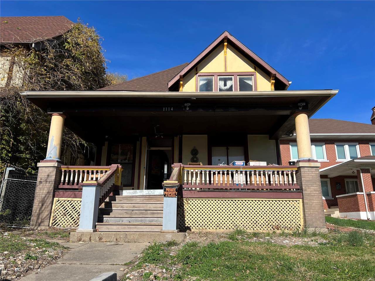 1114 Center Street - Photo 1