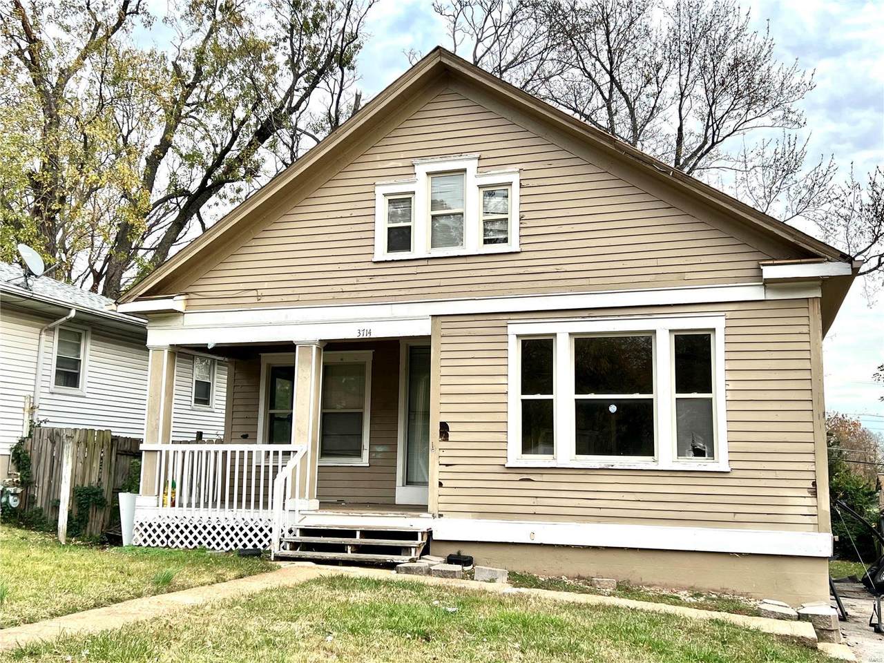 3714 Avondale Avenue - Photo 1