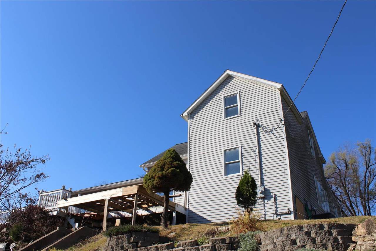 1023 Valley - Photo 1