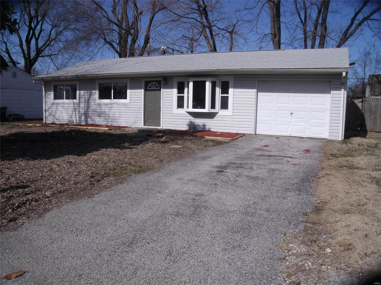8827 Parkdale Drive - Photo 1