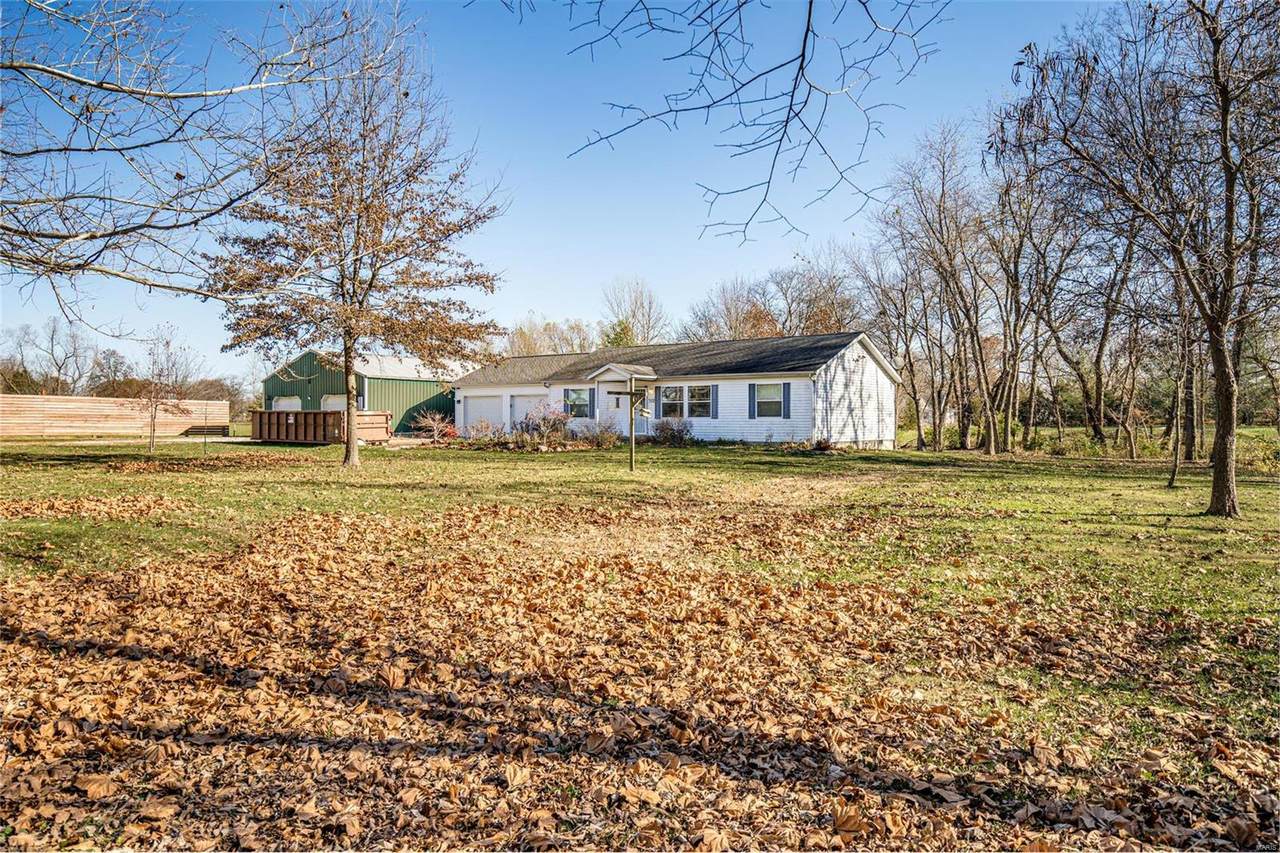 512 North West Street - Photo 1