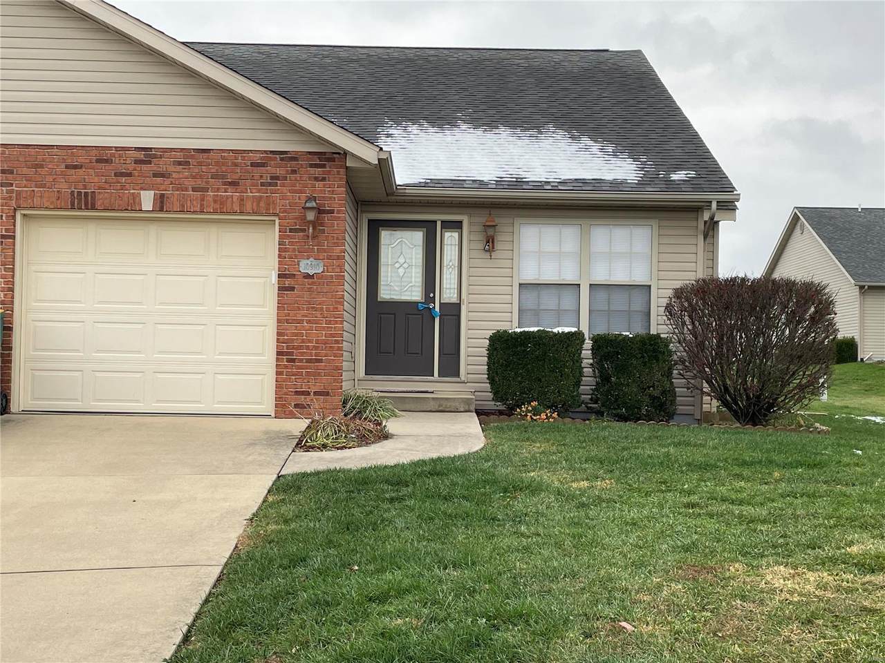 10910 Kentfield Drive - Photo 1