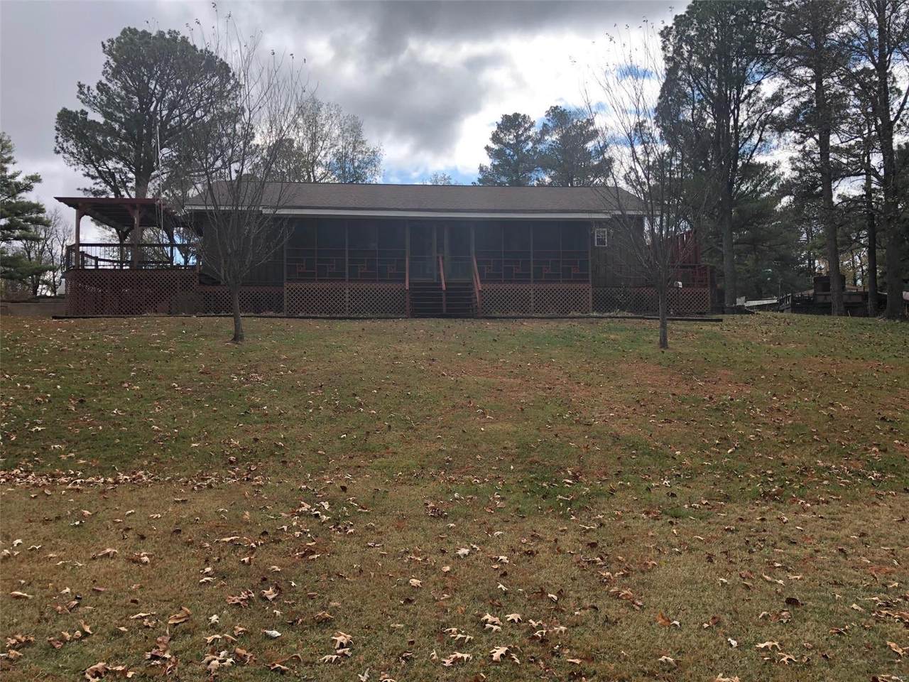 11493 Lakeview Drive - Photo 1