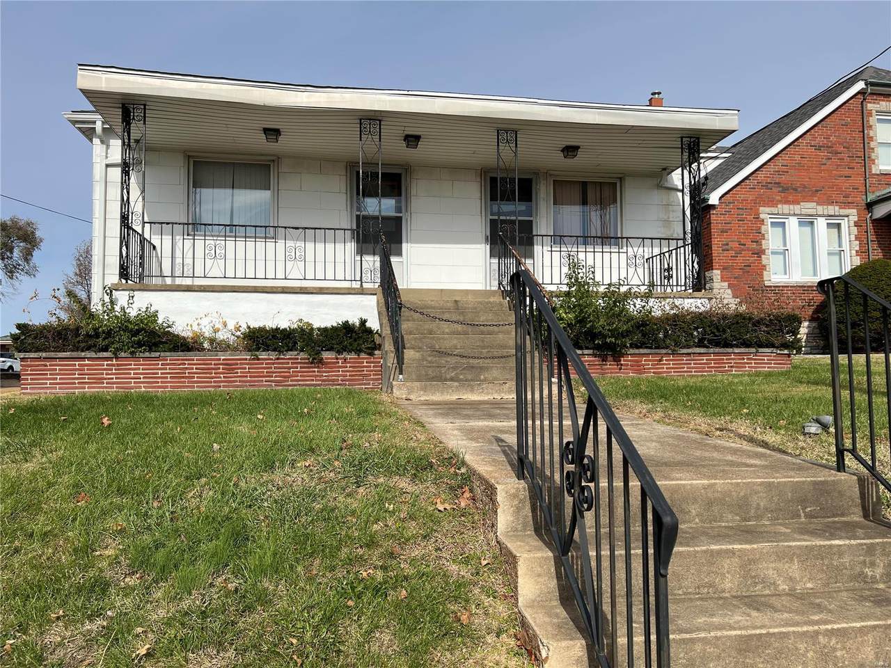 9021 Gravois Road - Photo 1