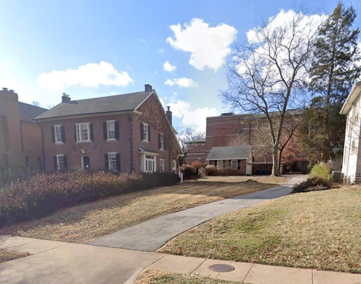 21 Dartford Avenue - Photo 1