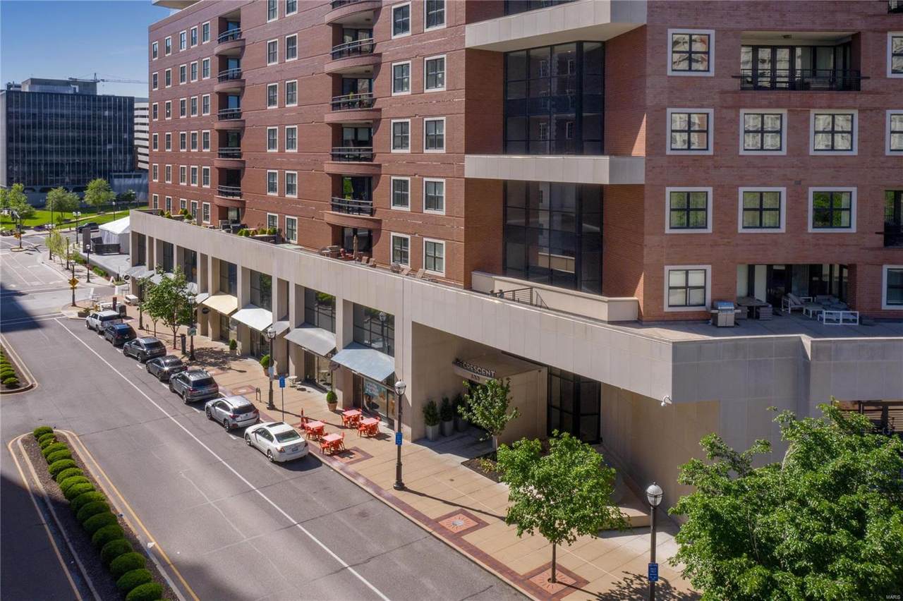 155 Carondelet Plaza - Photo 1
