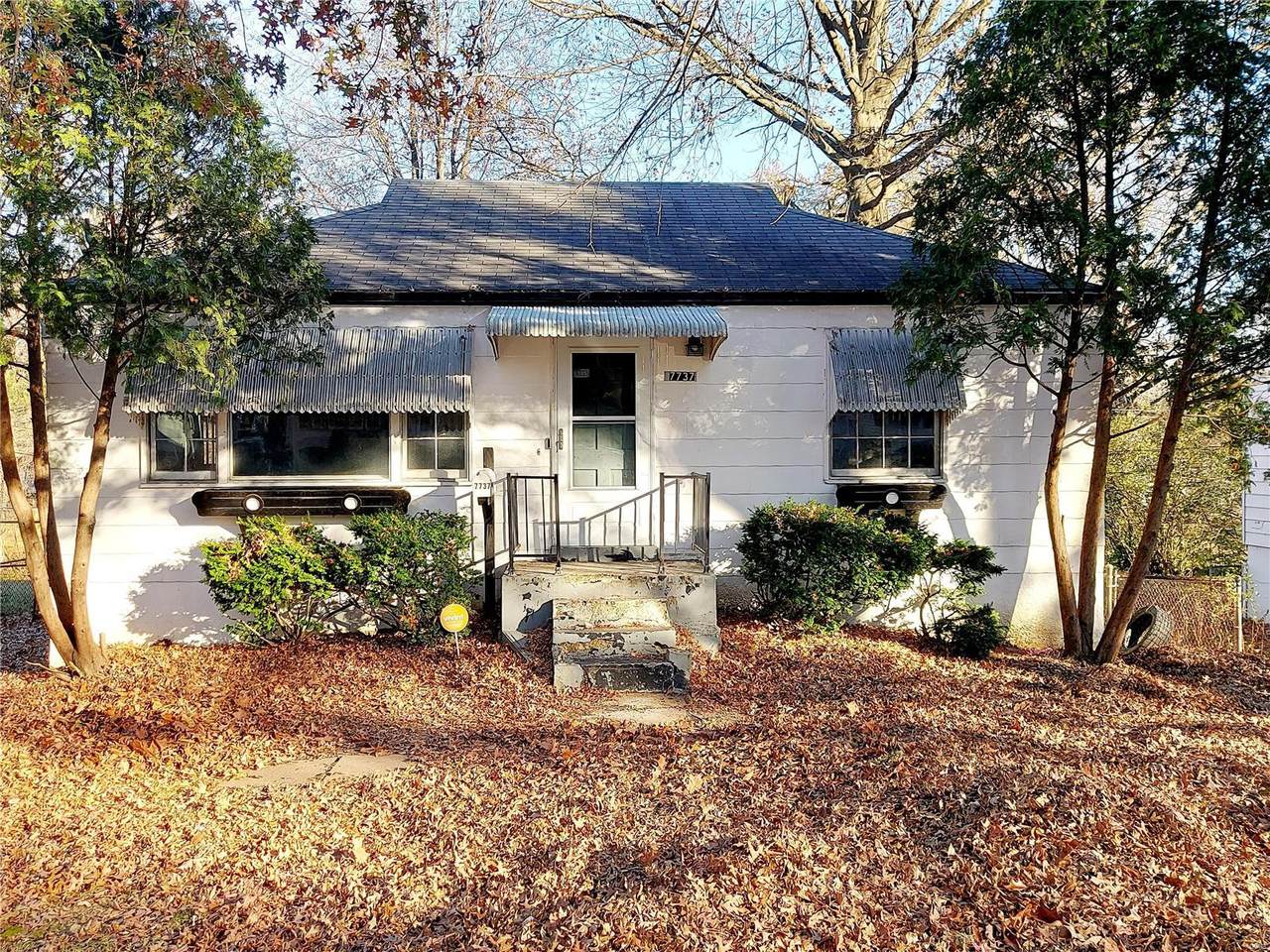7737 Utica Drive - Photo 1