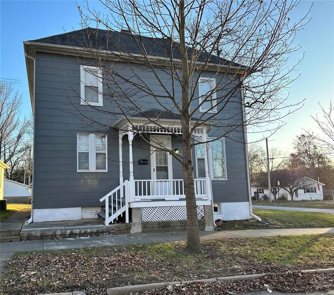 1100 13th Street - Photo 1