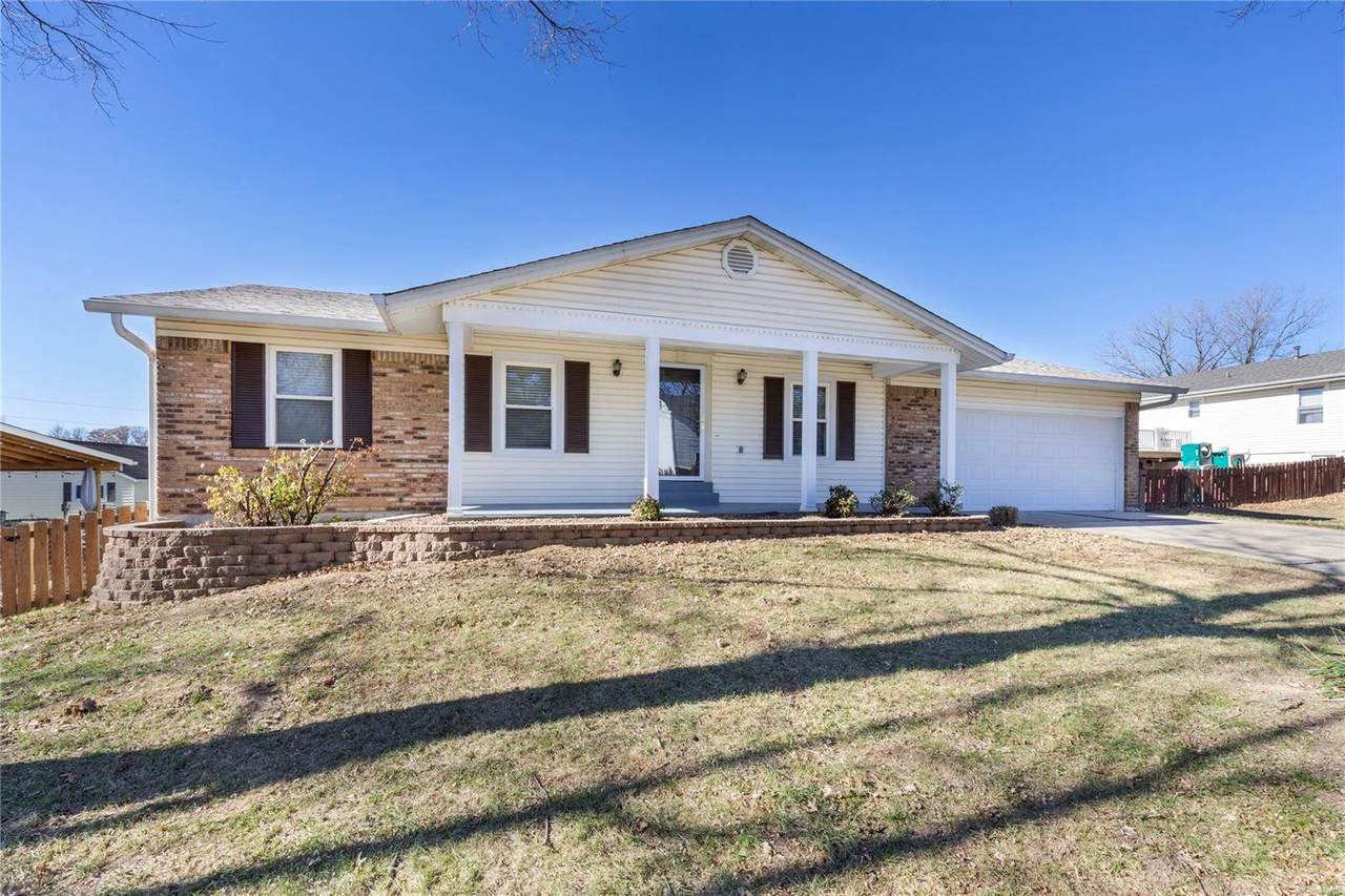 1335 Thornwood Drive - Photo 1
