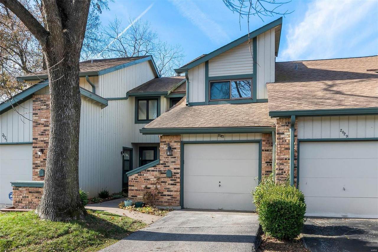 2027 Quiet Stream Dr - Photo 1