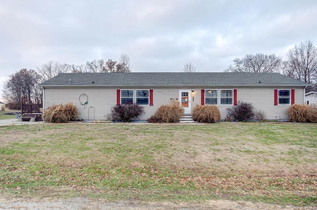 499 Stevenson Drive - Photo 1
