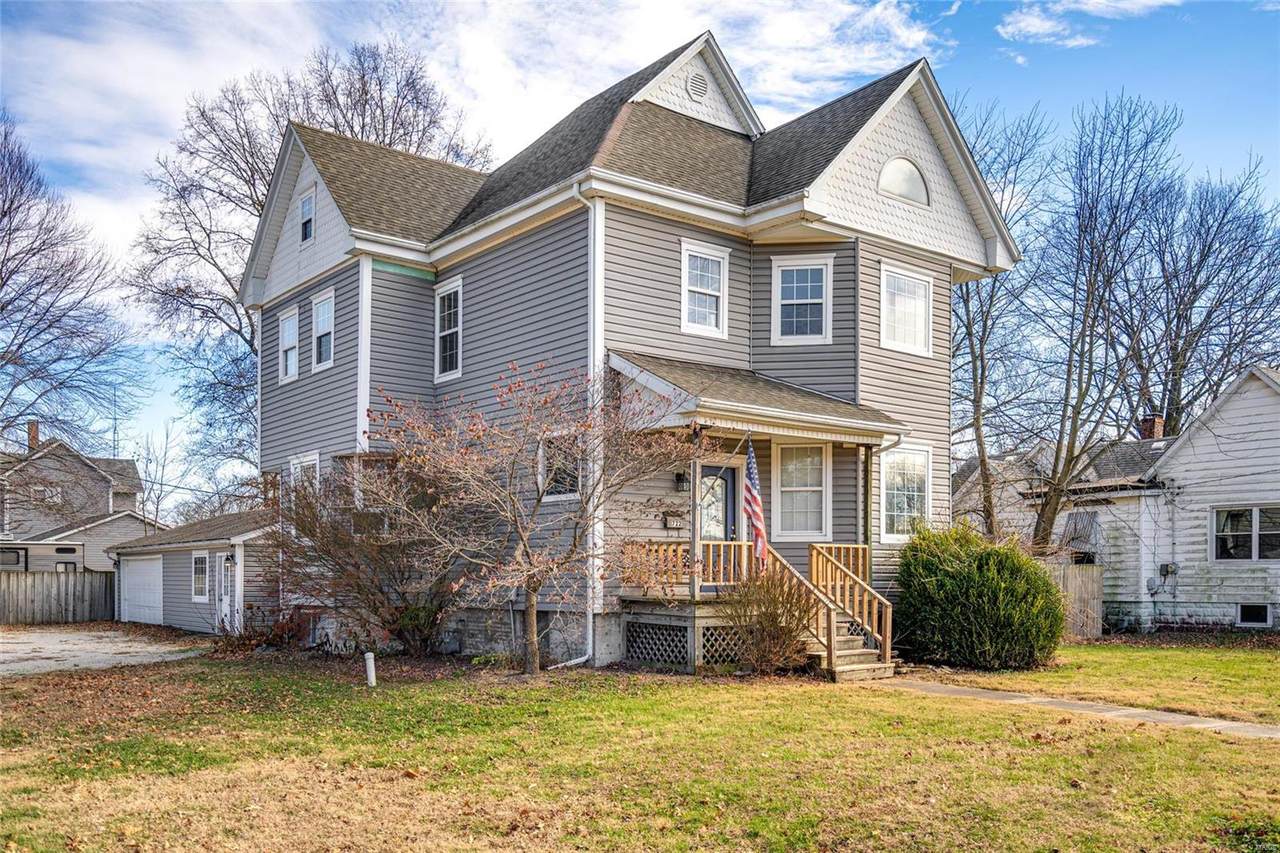 722 Monroe Street - Photo 1