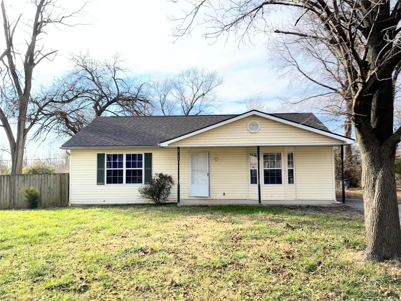 2811 Progress Avenue - Photo 1
