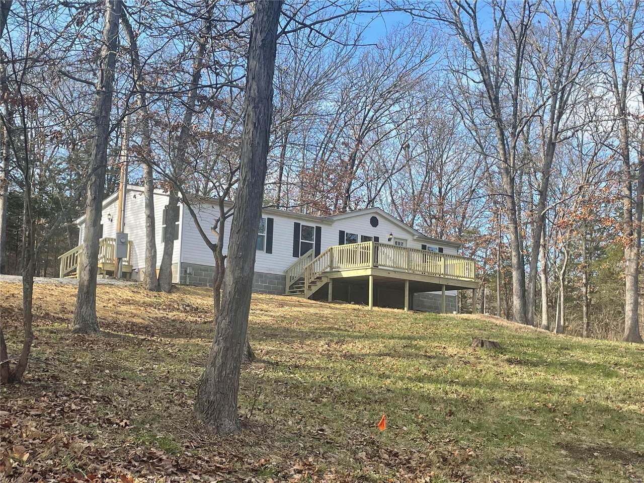 485 Cedar View - Photo 1