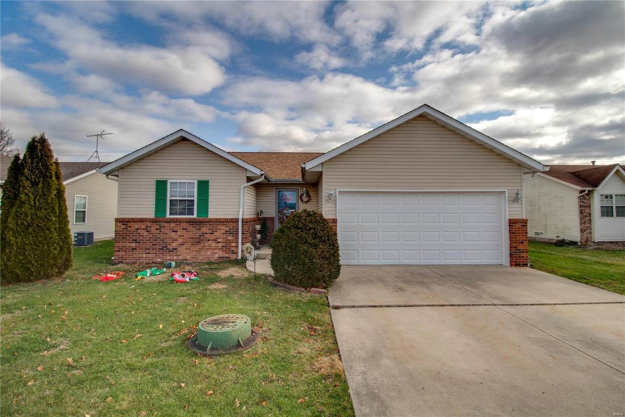 518 Pheasant Lane - Photo 1