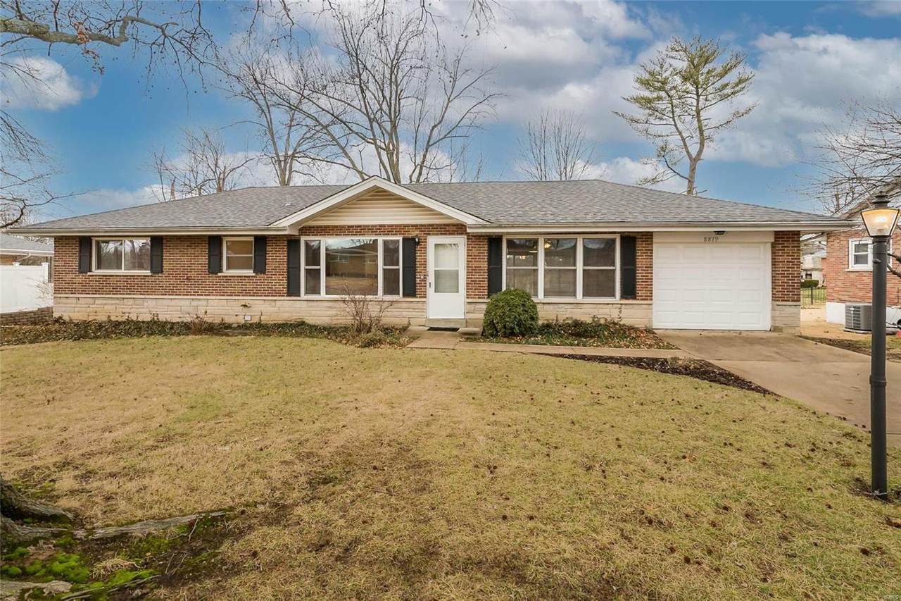 8819 Fox Park Drive - Photo 1