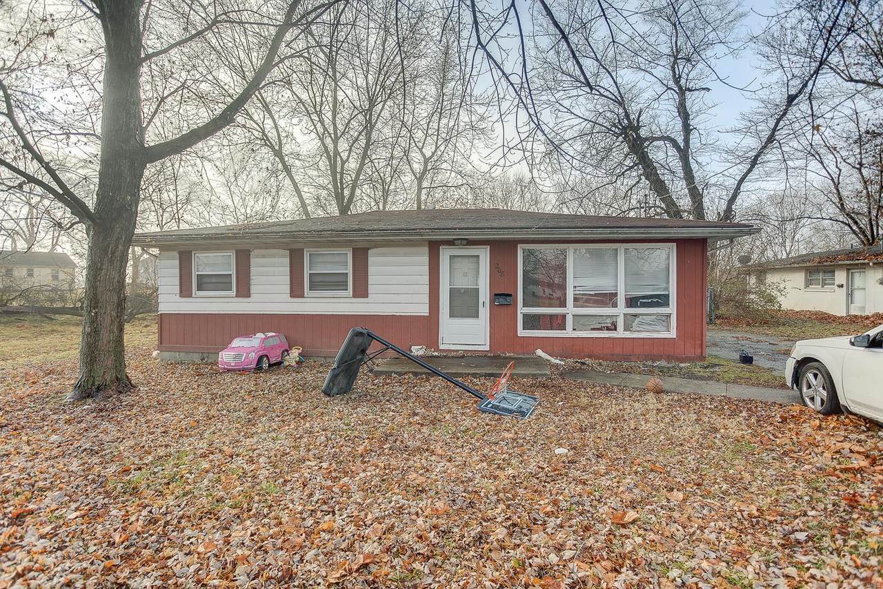 208 6th Street - Photo 1