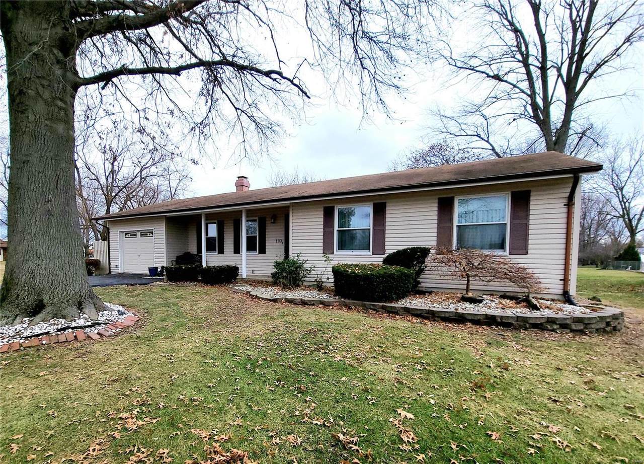 110 Colonial Drive - Photo 1