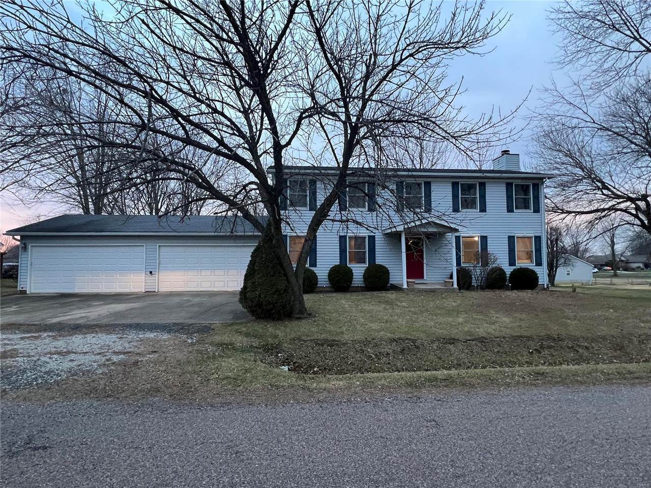 447 Tamarach Drive - Photo 1