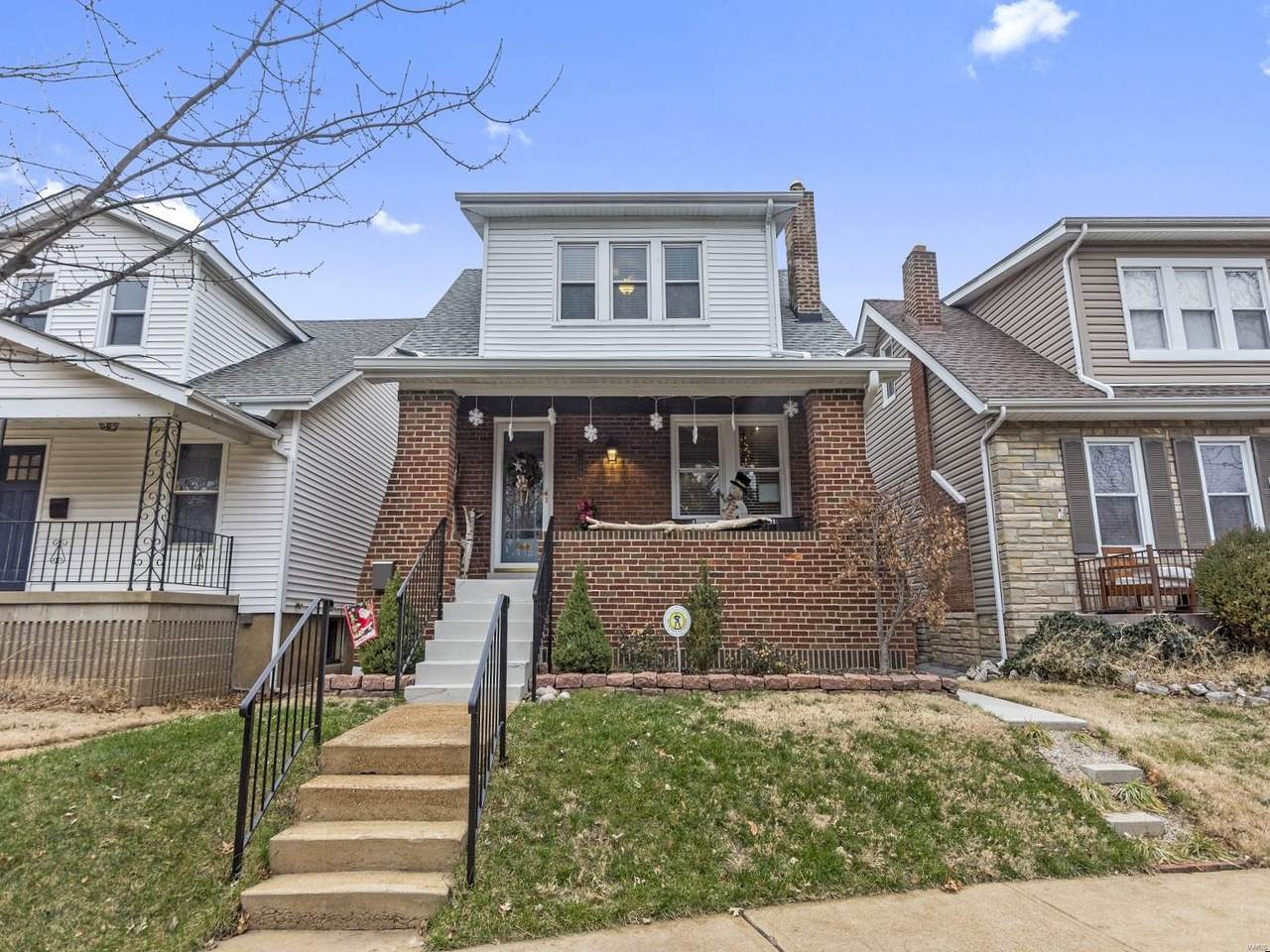 5249 Schollmeyer Avenue - Photo 1