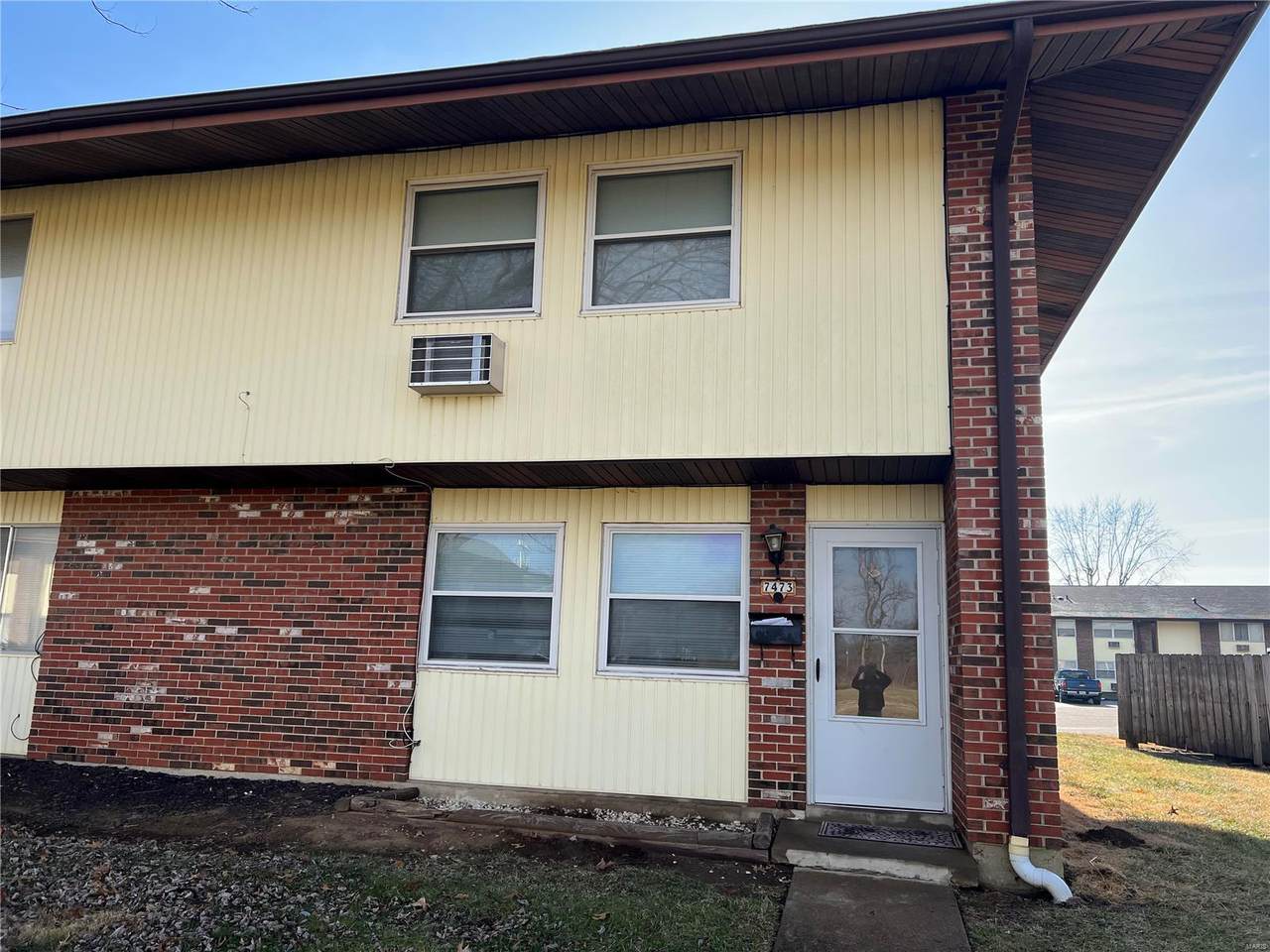 7473 Hazelcrest Drive - Photo 1
