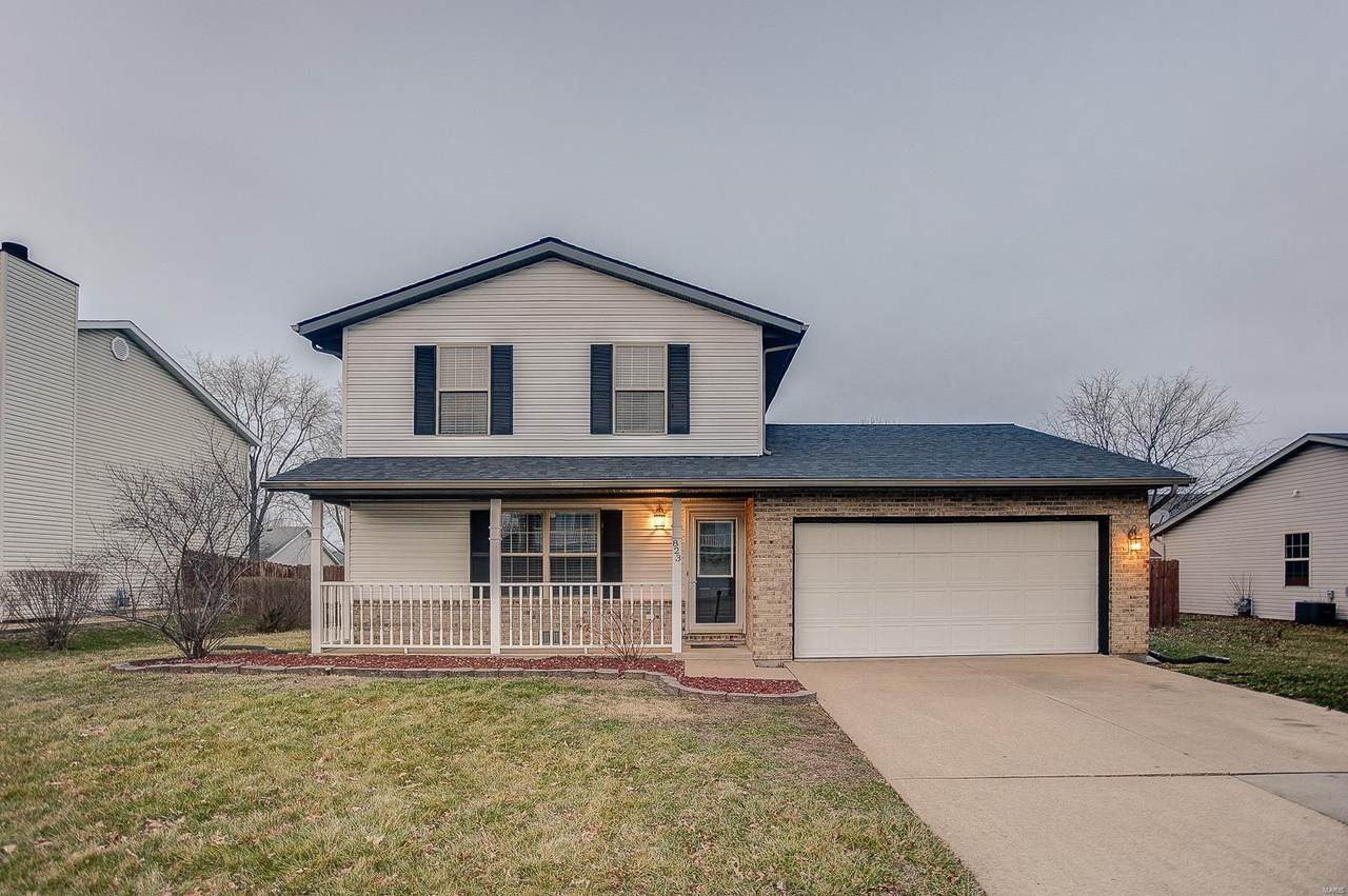 823 Oxen Drive - Photo 1