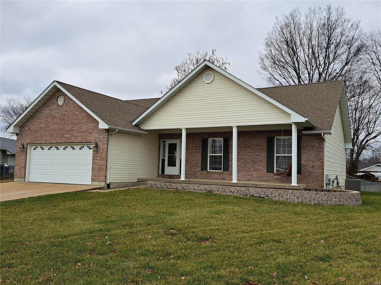 1025 Dale Drive - Photo 1
