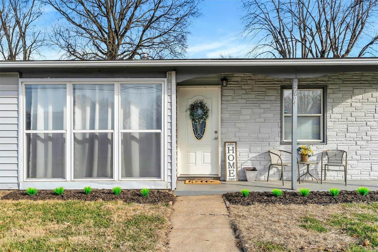 2904 Dale Avenue - Photo 1
