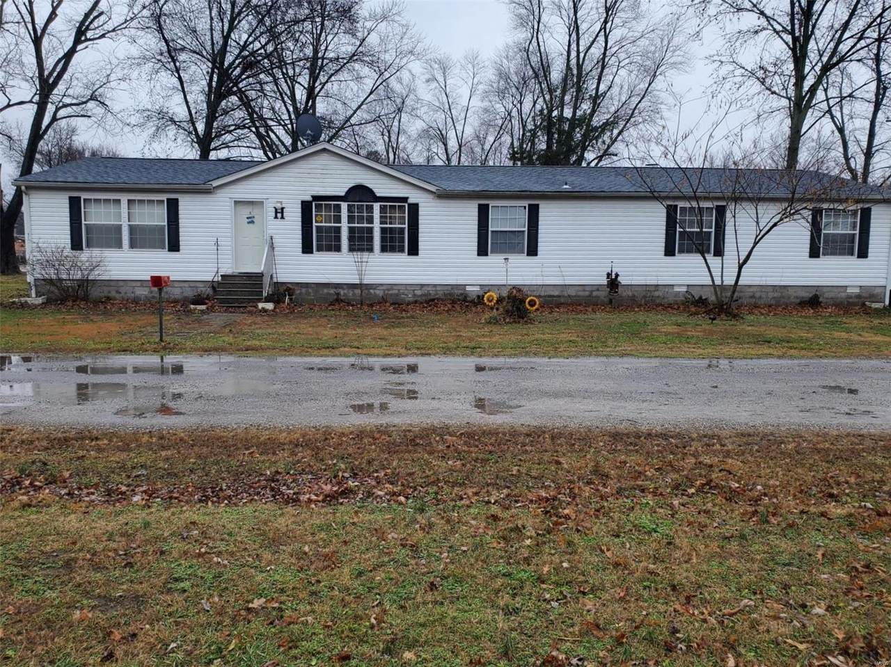 1215 Van Buren Avenue - Photo 1
