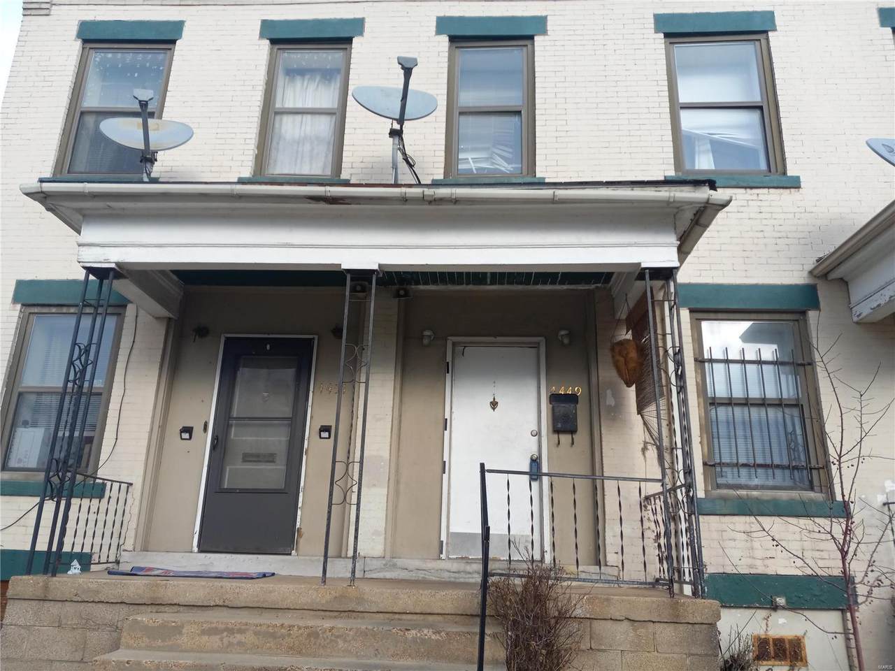 4449 Cottage Avenue - Photo 1