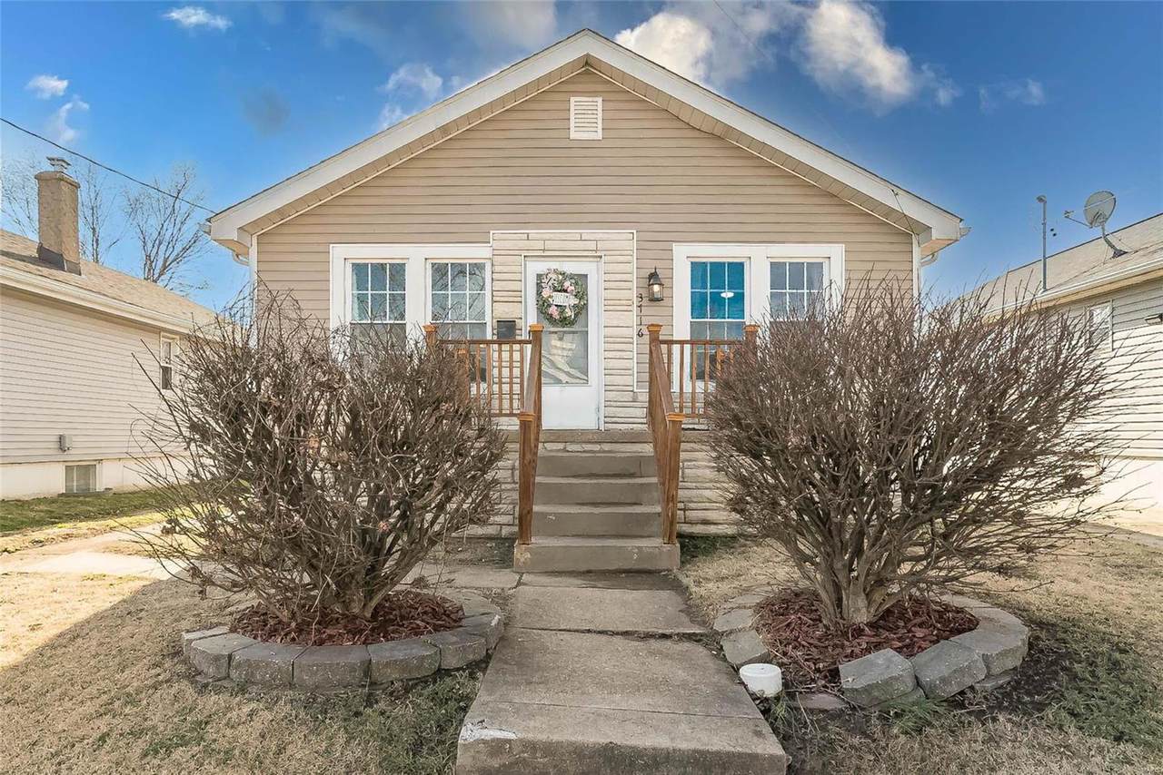 3716 Viking Avenue - Photo 1