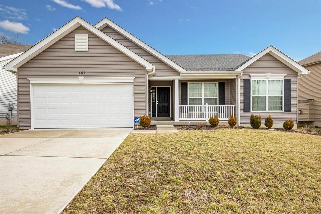 5234 Eagle Wing Court - Photo 1