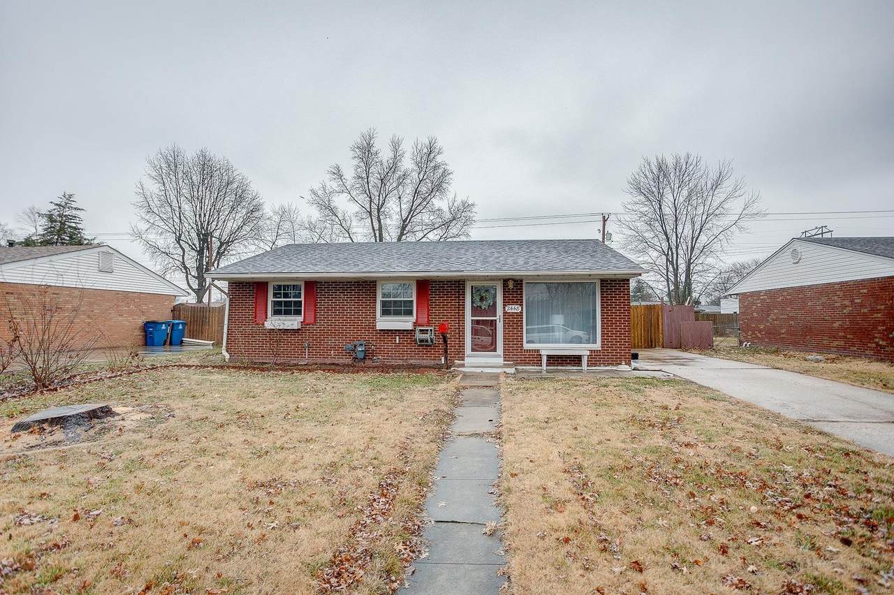 2448 Kilarney Drive - Photo 1