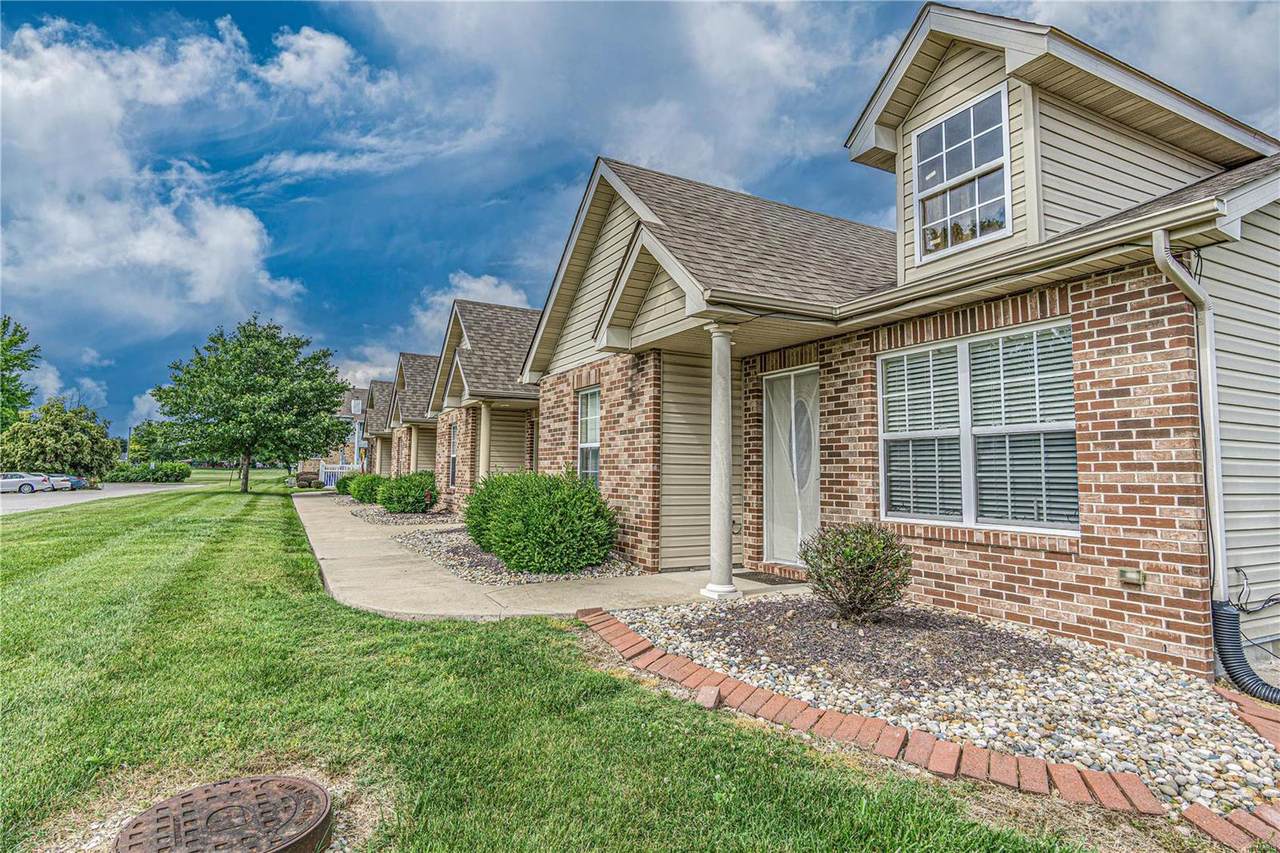 2689 Westmoreland - Photo 1