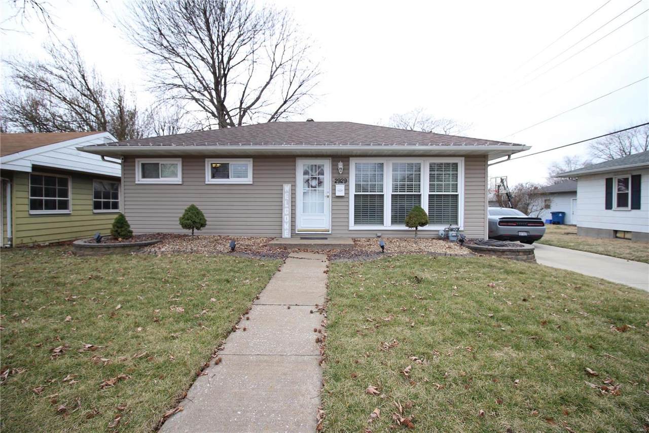 2929 Wayne Avenue - Photo 1