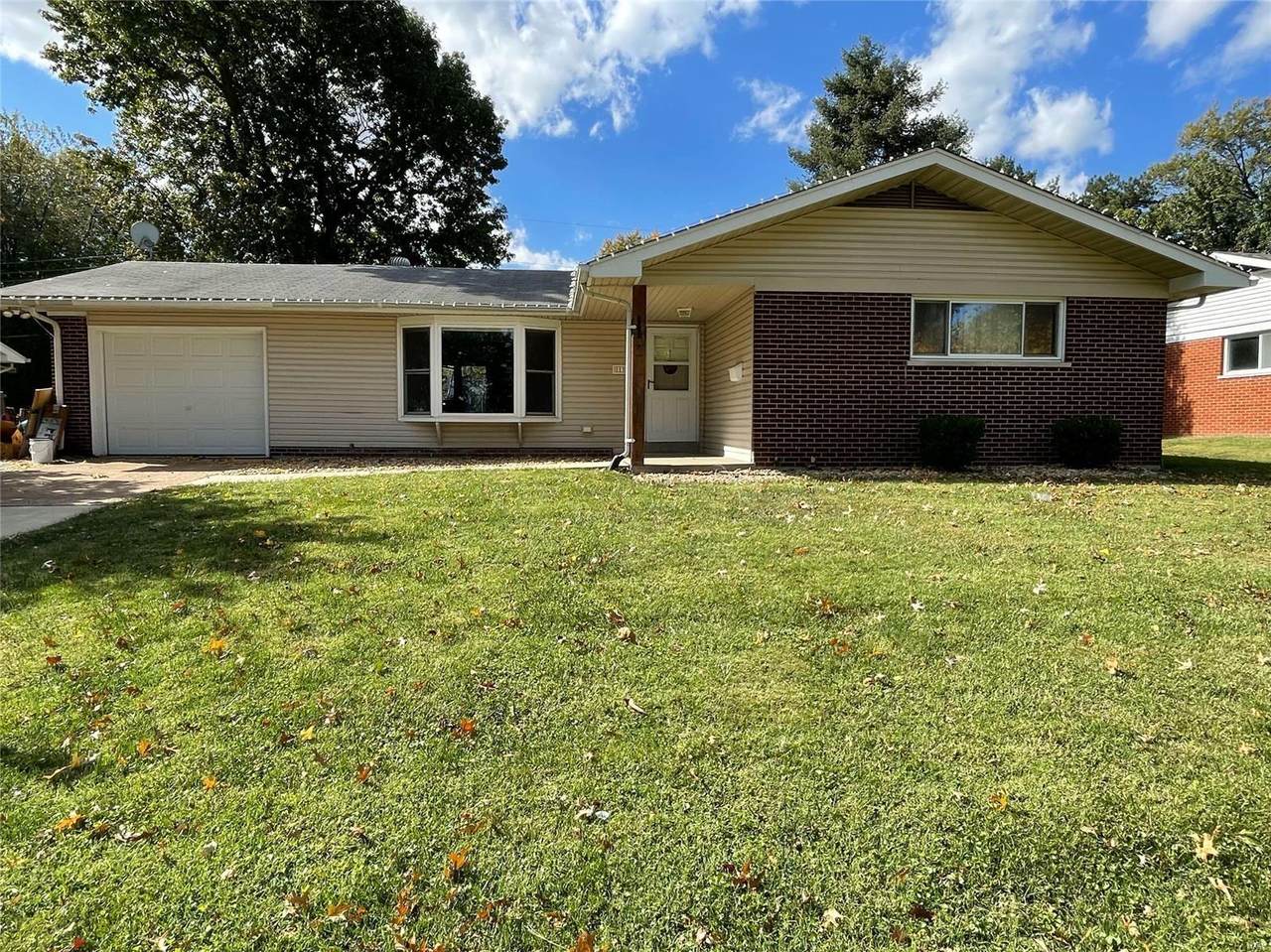 113 Williamsburg Drive - Photo 1