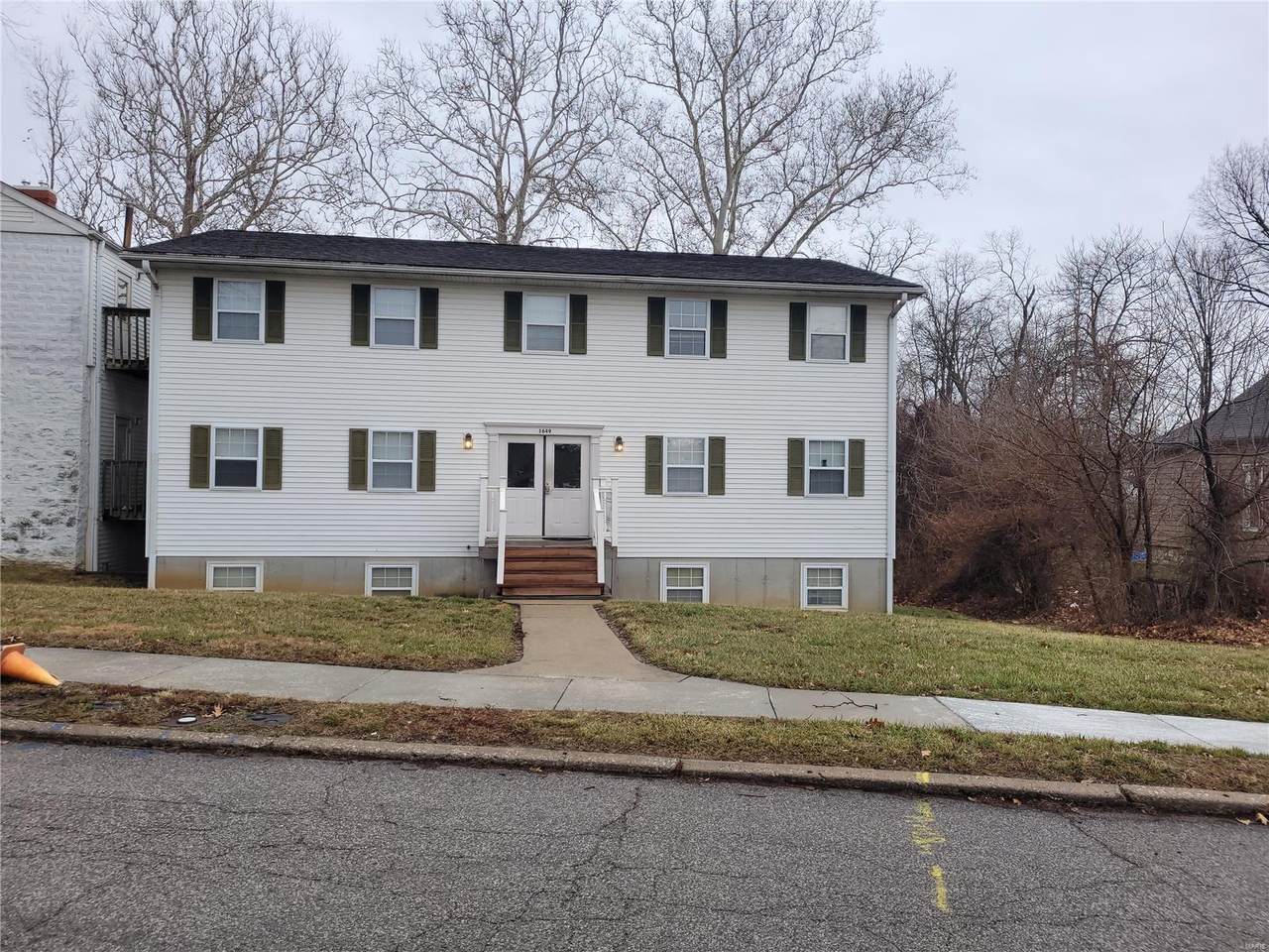 1649 Clawson Street - Photo 1