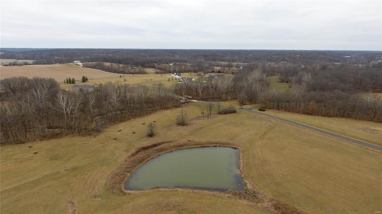 40 Champion Circle - Photo 1