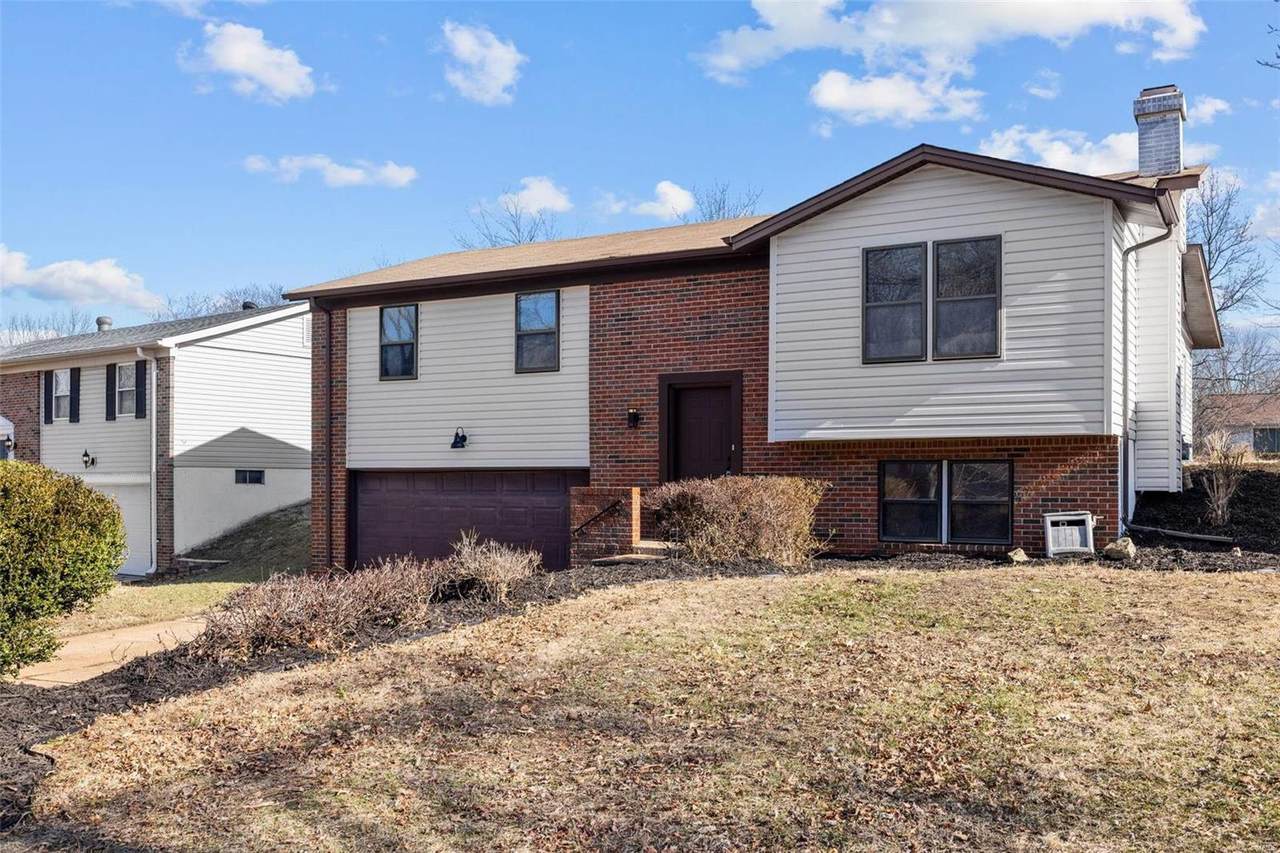 1240 Queens Trail Lane - Photo 1