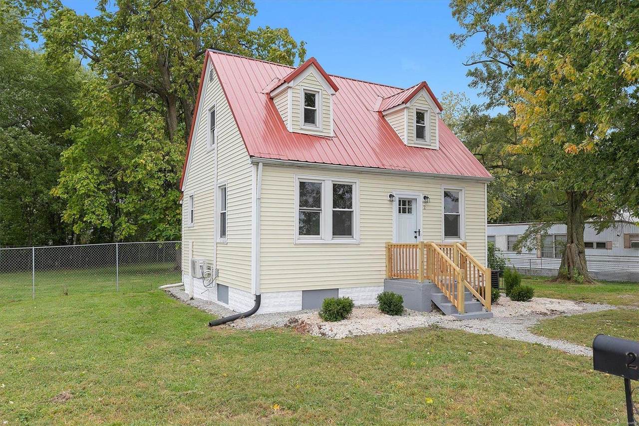 2 Godin Avenue - Photo 1