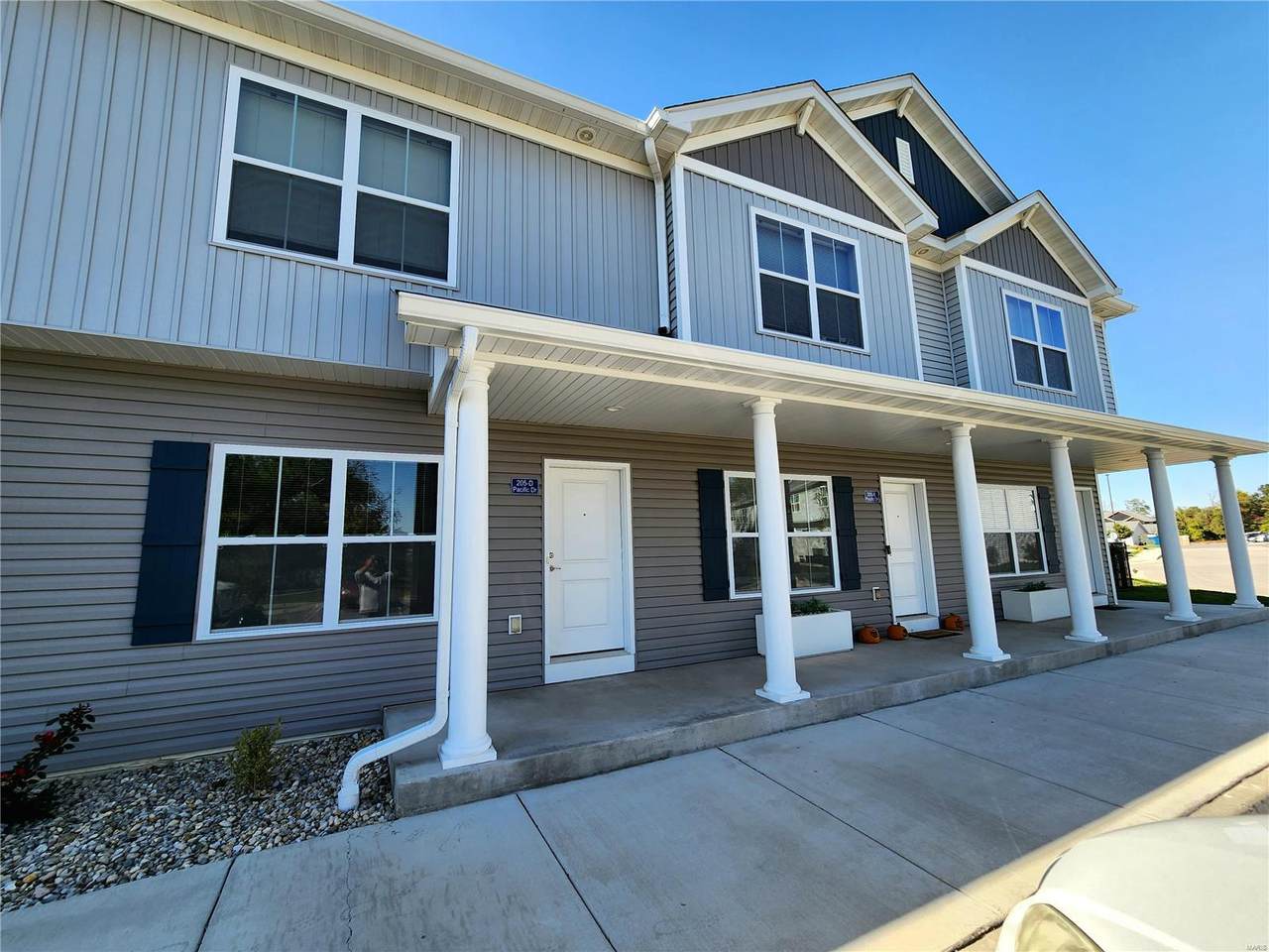 8401 Allied Way - Photo 1