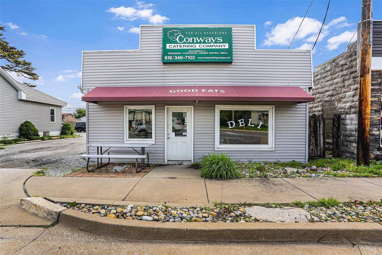 2112 Center Street - Photo 1