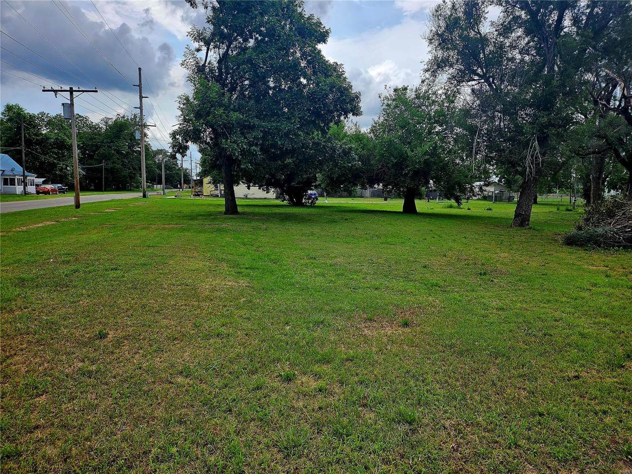 507 S Beckwith - Photo 1