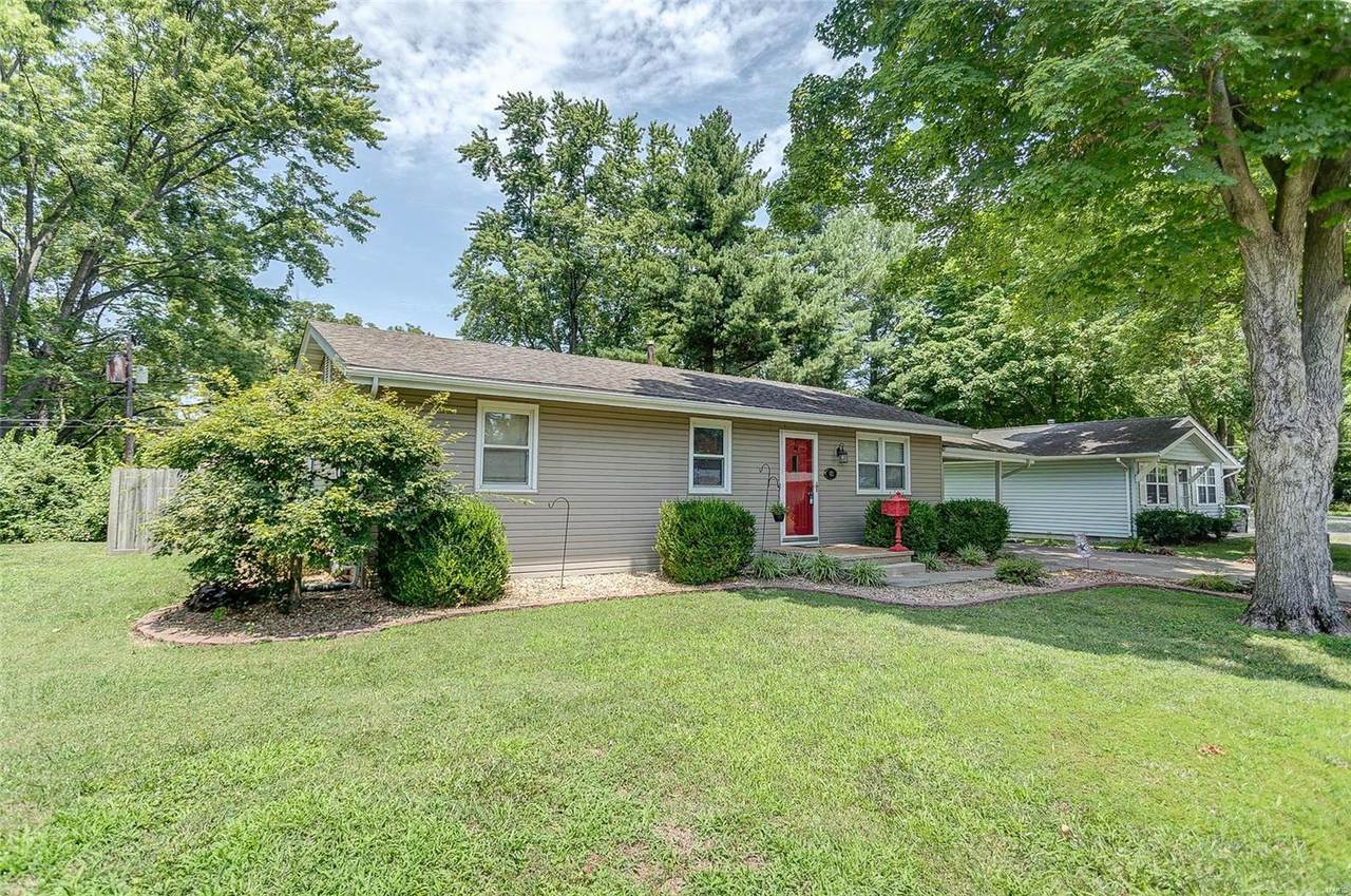 613 Poplar Street - Photo 1