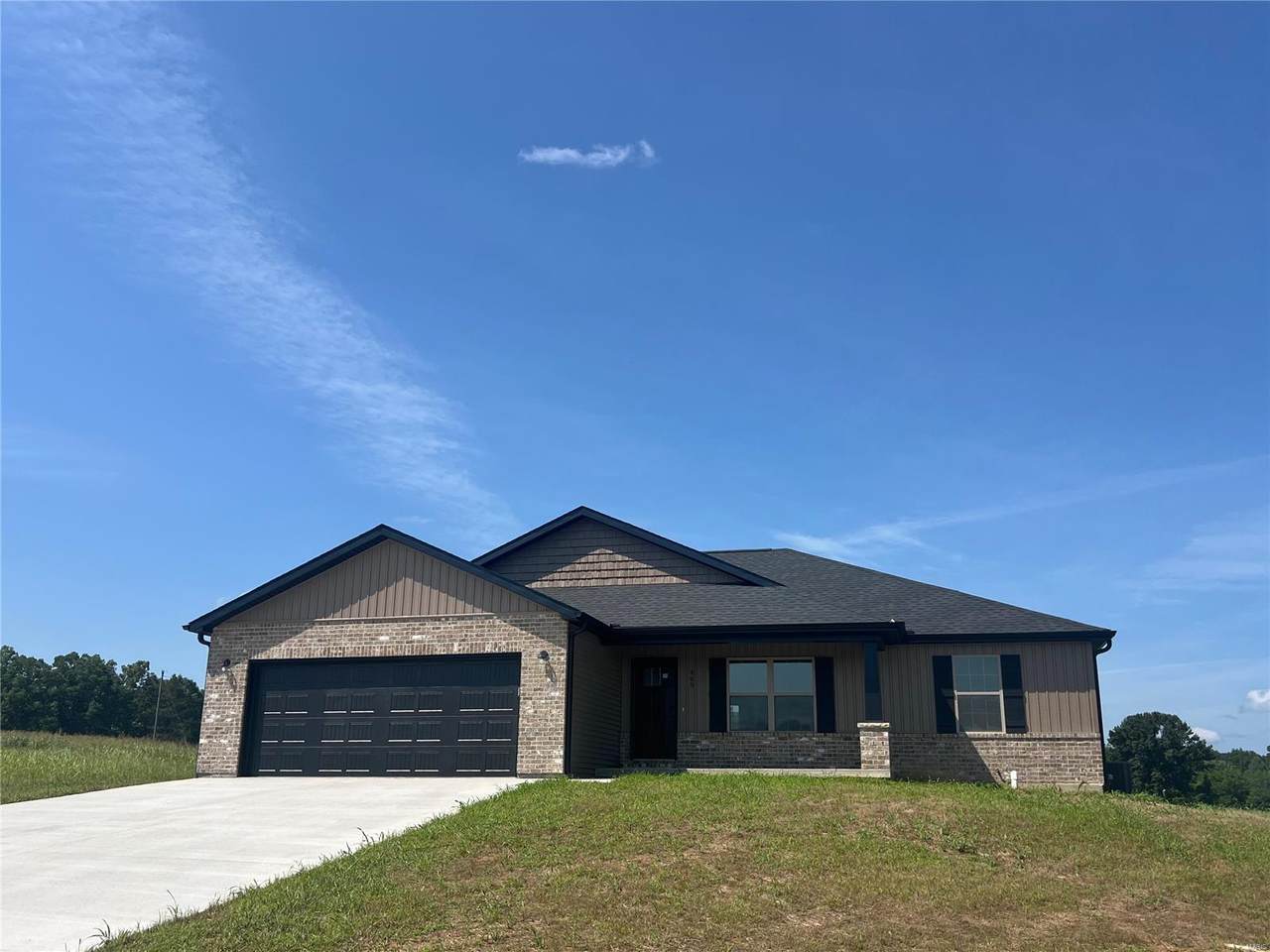 469 Byrd Court - Photo 1