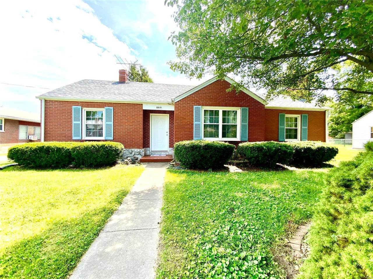 2819 Ridgedale Drive - Photo 1
