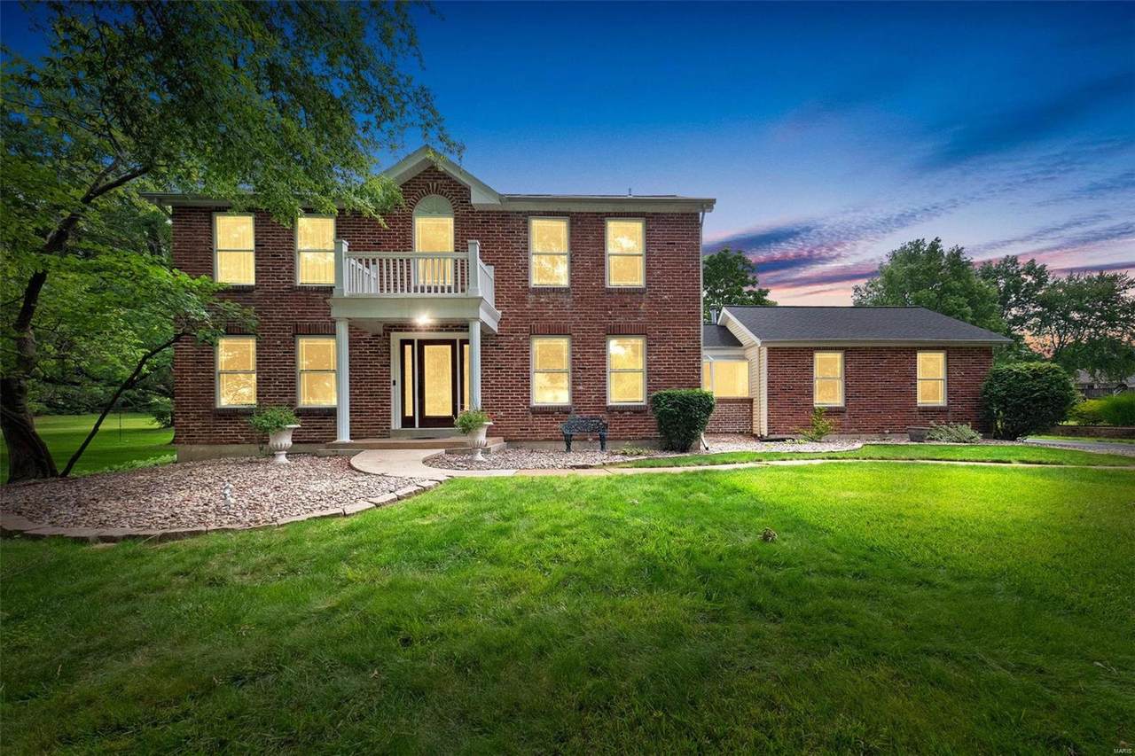 1906 Bentwood Court - Photo 1