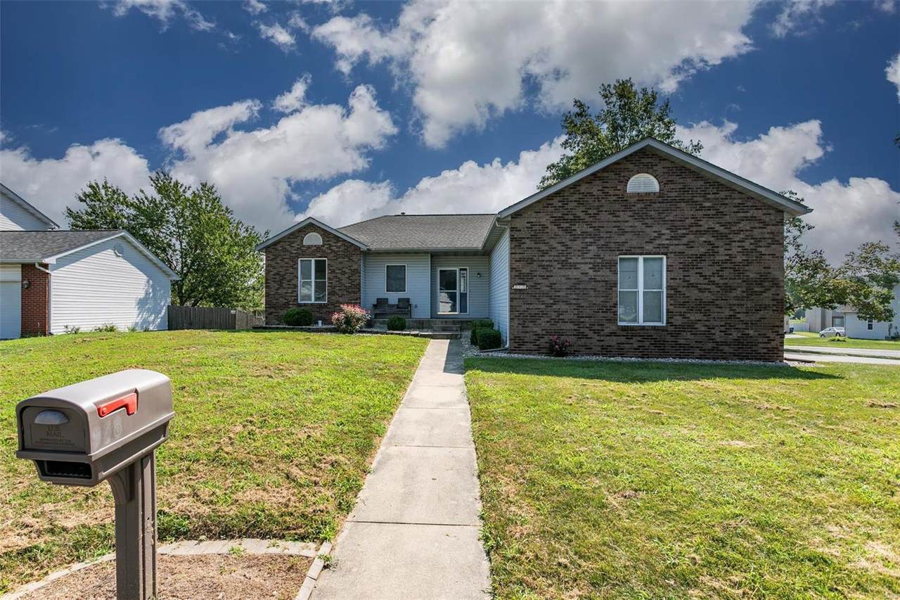 948 Dunberry Drive - Photo 1